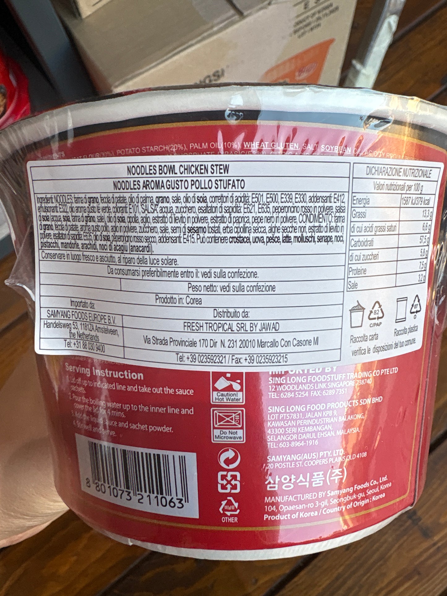 Samyang - Ramen Buldak Zuppa al Pollo Piccante BOWL 120g (CON BRODO)