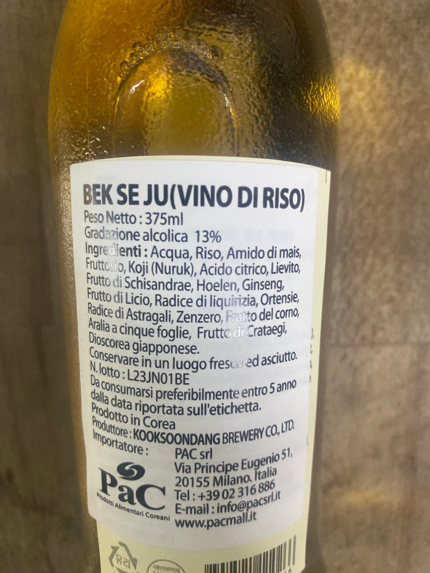 Baekseju – Bevanda alcolica coreana fermentata a base di riso glutinoso ed erbe 375ml