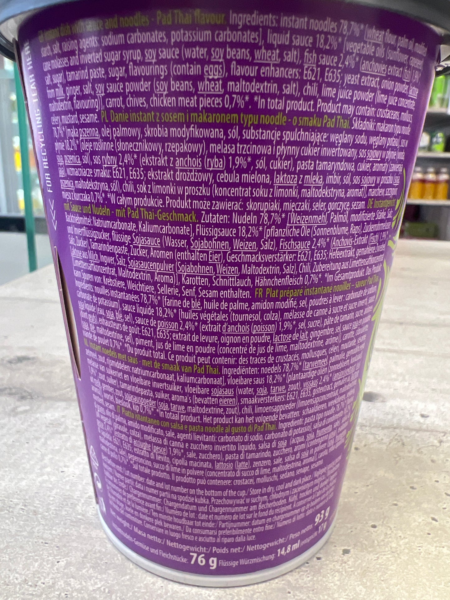 Oyakata - Ramen al pollo Pad Thai CUP 93g