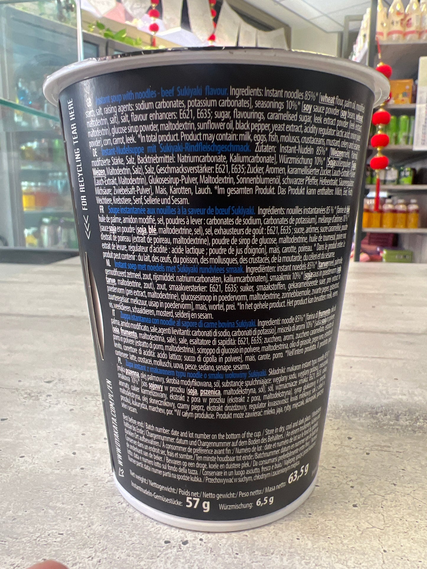 Oyakata - Ramen al Manzo Sukiyaki CUP 63,5g (CON BRODO)