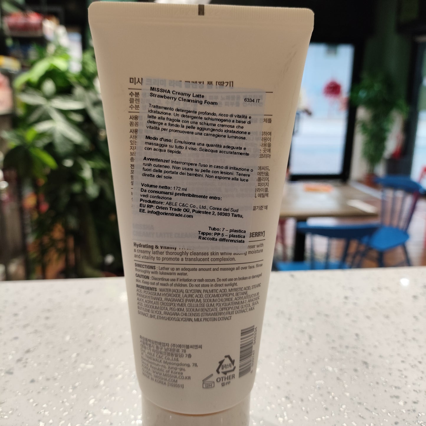 Missha - Schiuma detergente alla Fragola 172ml