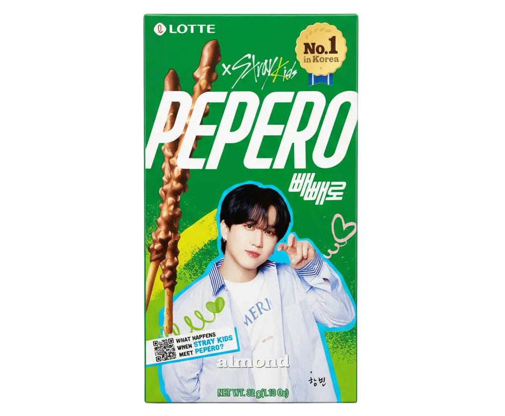 Lotte - Pepero STRAY KIDS Cioccolato e Mandorle 32g