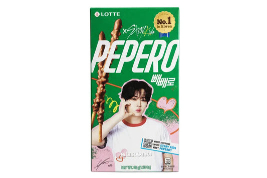 Lotte - Pepero STRAY KIDS Cioccolato e Mandorle 32g