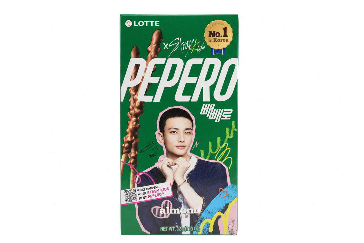 Lotte - Pepero STRAY KIDS Cioccolato e Mandorle 32g